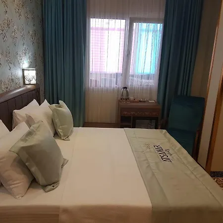 Rakasta Boutique & Convention Center Hotell 4*