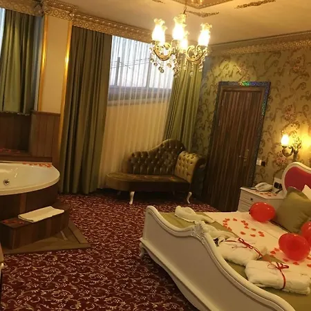 Rakasta Boutique & Convention Center Hotel